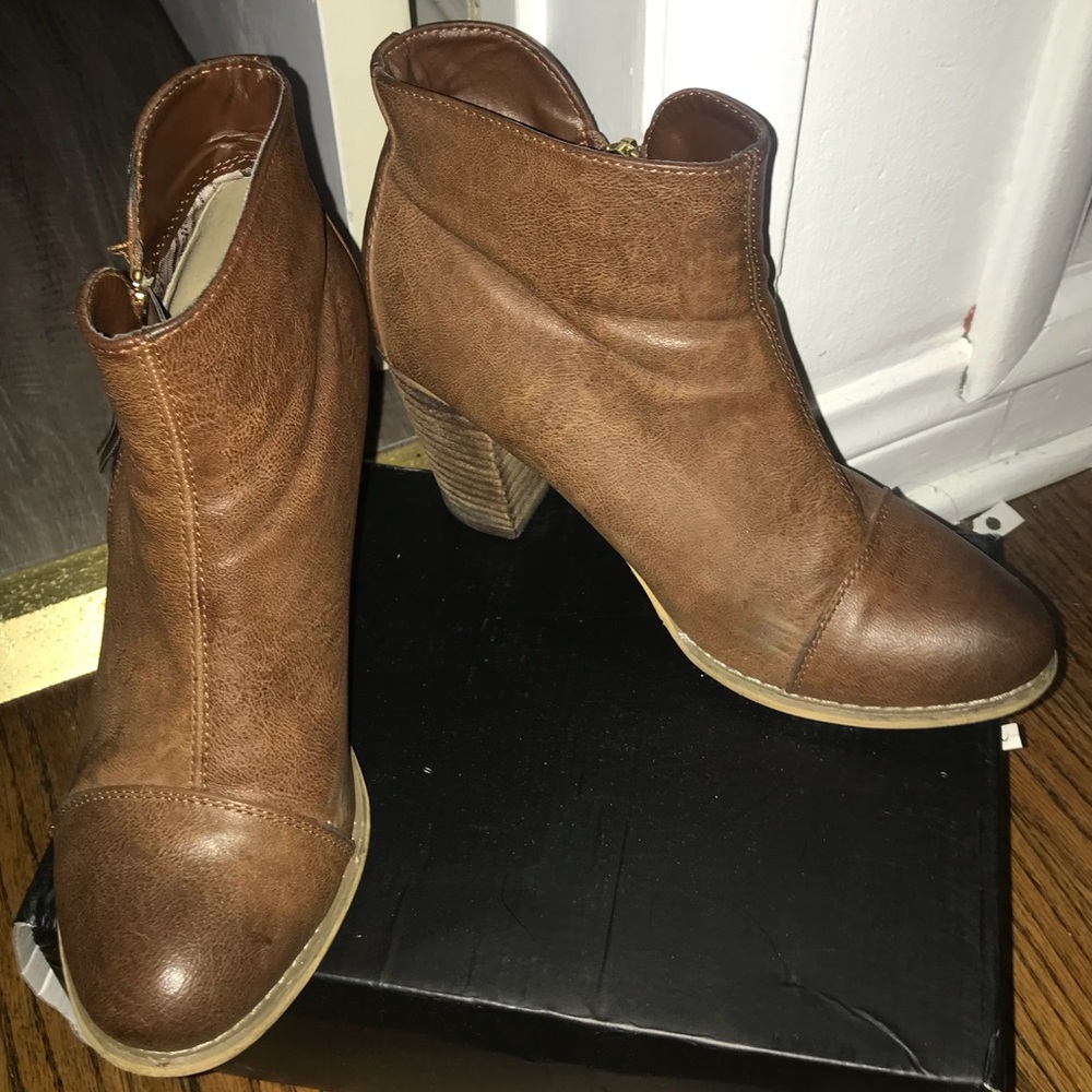Brown Leather Ankle Boots with Heel